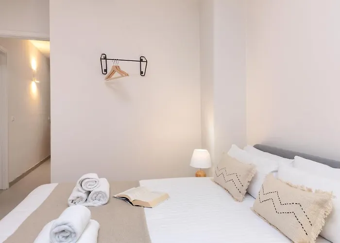 Flateli Cort Reial 10 Appartamento