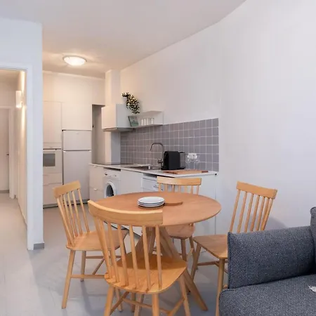 Flateli Cort Reial 10 Girona